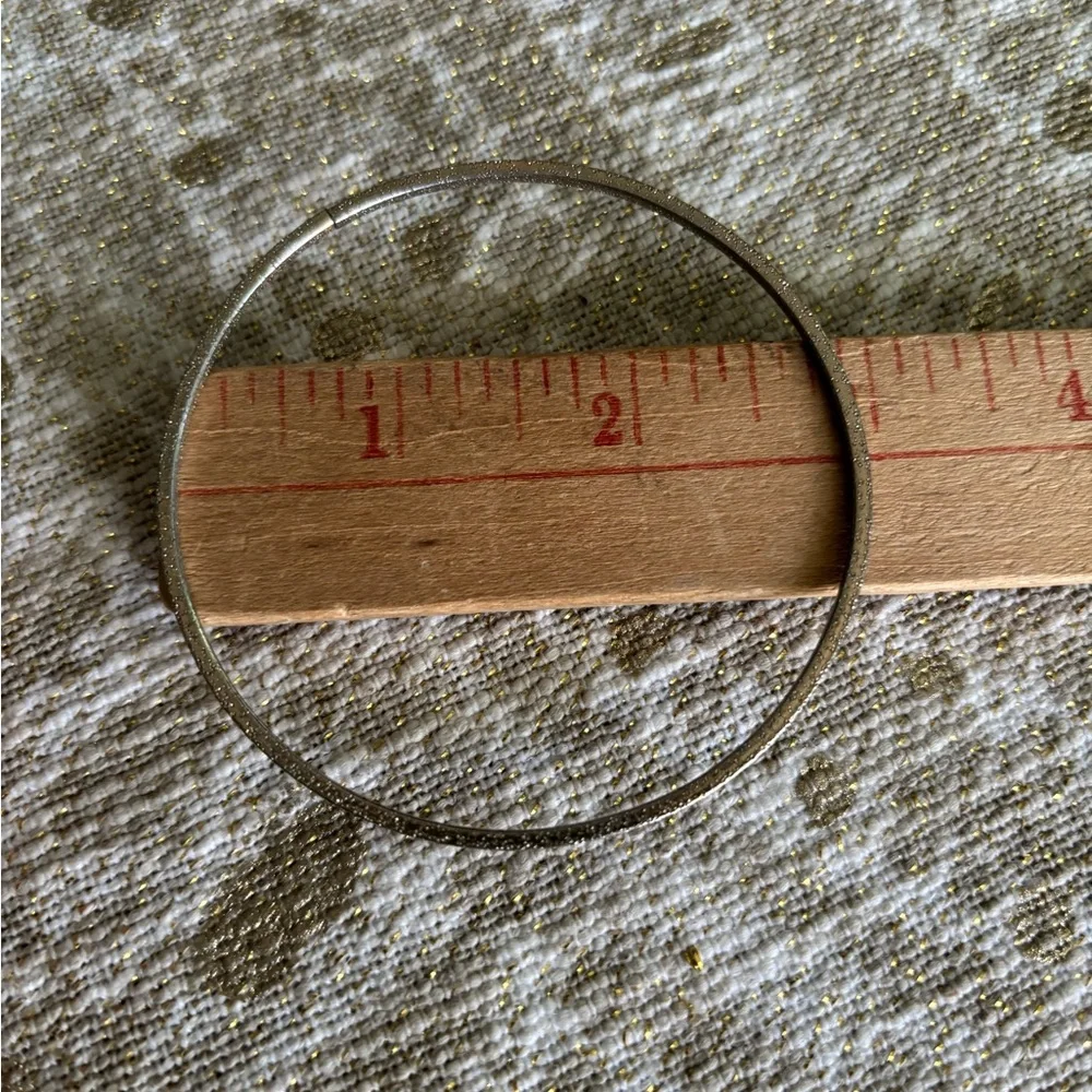 12 bracelets - Picture 4 of 4